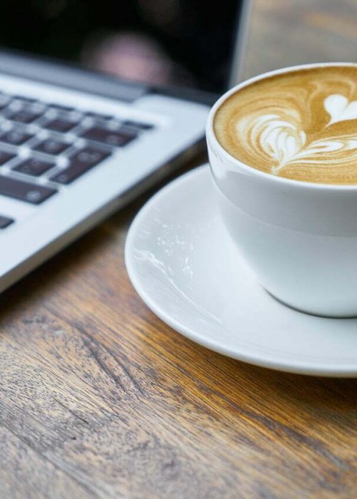 café Laptop and a coffee